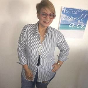 Meet your Posher, Vanelitza